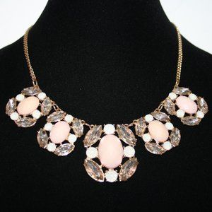 Beautiful gold, pink and rhinestone bib style necklace NY 18-20"